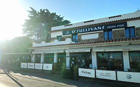 O'Sullivans Bar And Hotel